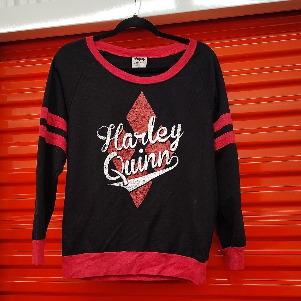 Black and Red Women's Sweater